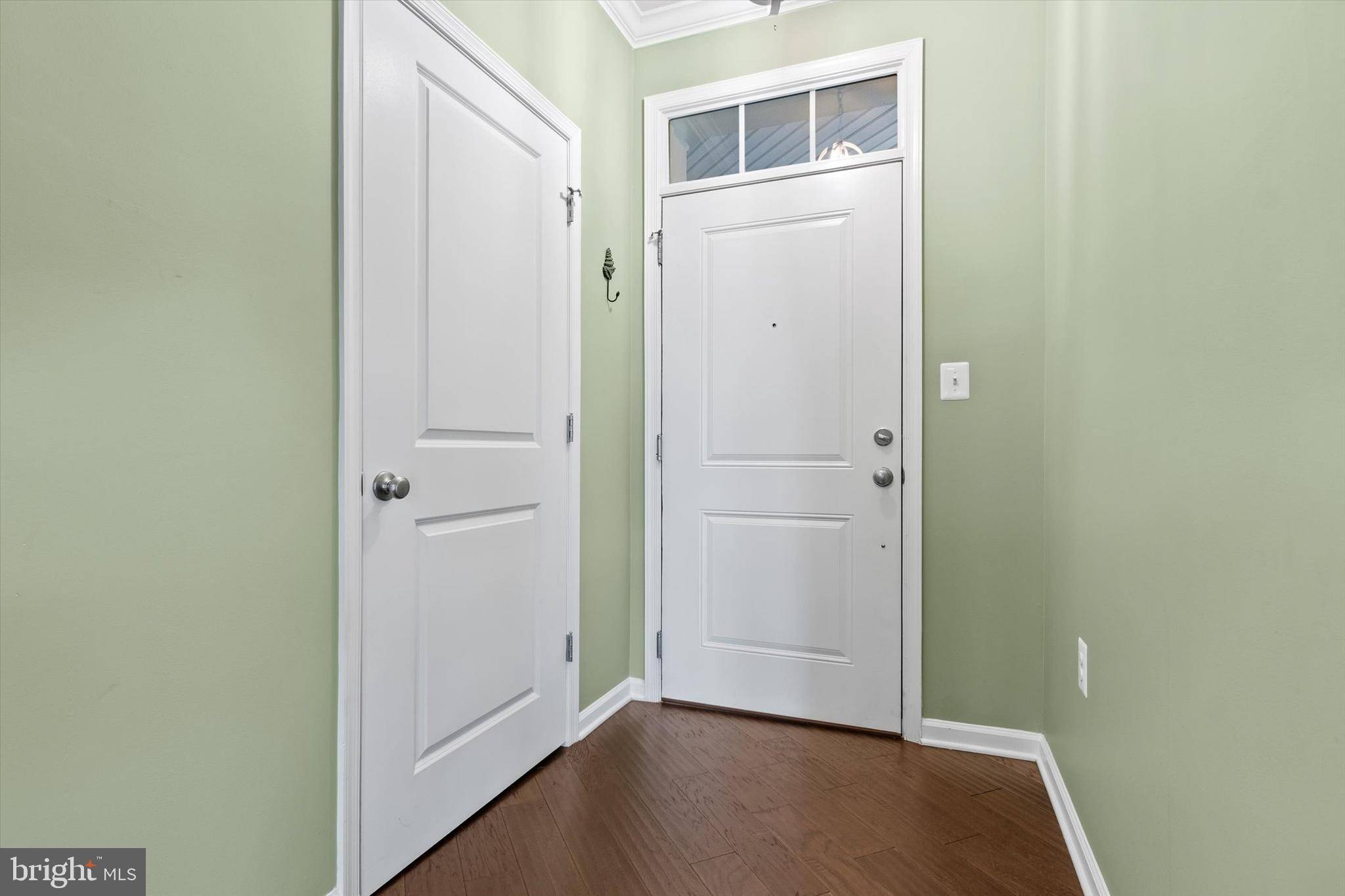 Ashburn, VA 20148,43031 FOXTRAIL WOODS TER #111