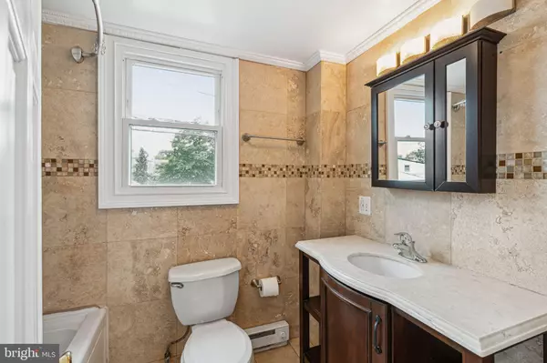 Lansdale, PA 19446,20 N RICHARDSON AVE