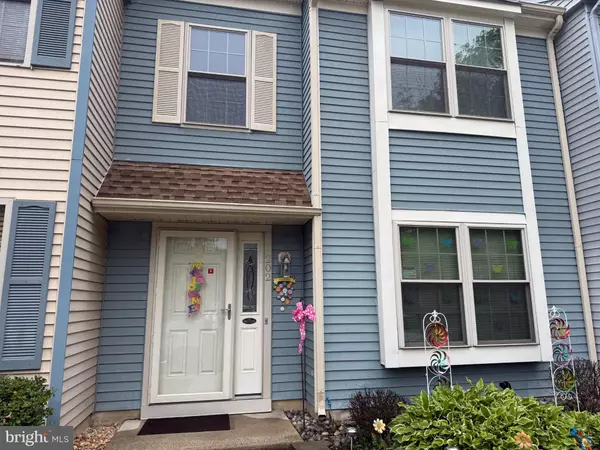 West Deptford, NJ 08086,202 DOUGLAS CT