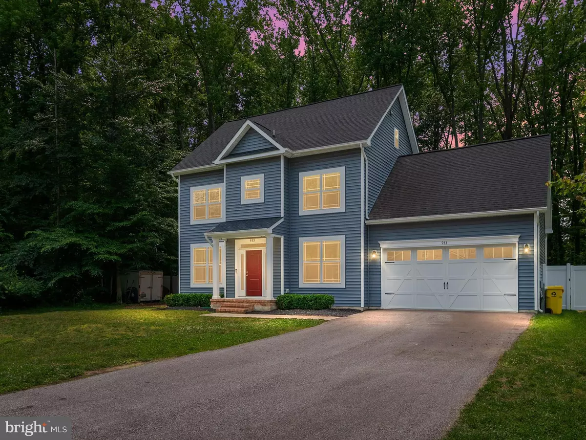Edgewater, MD 21037,933 WINDING RD.