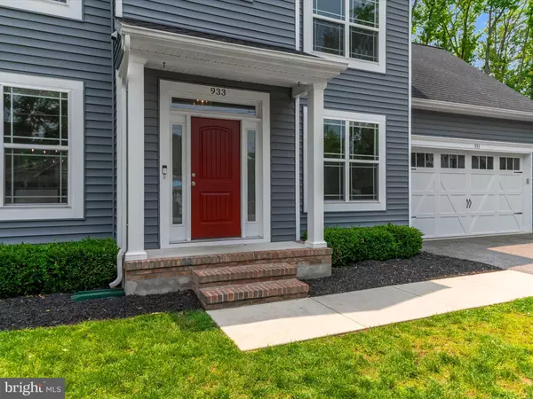 Edgewater, MD 21037,933 WINDING RD.