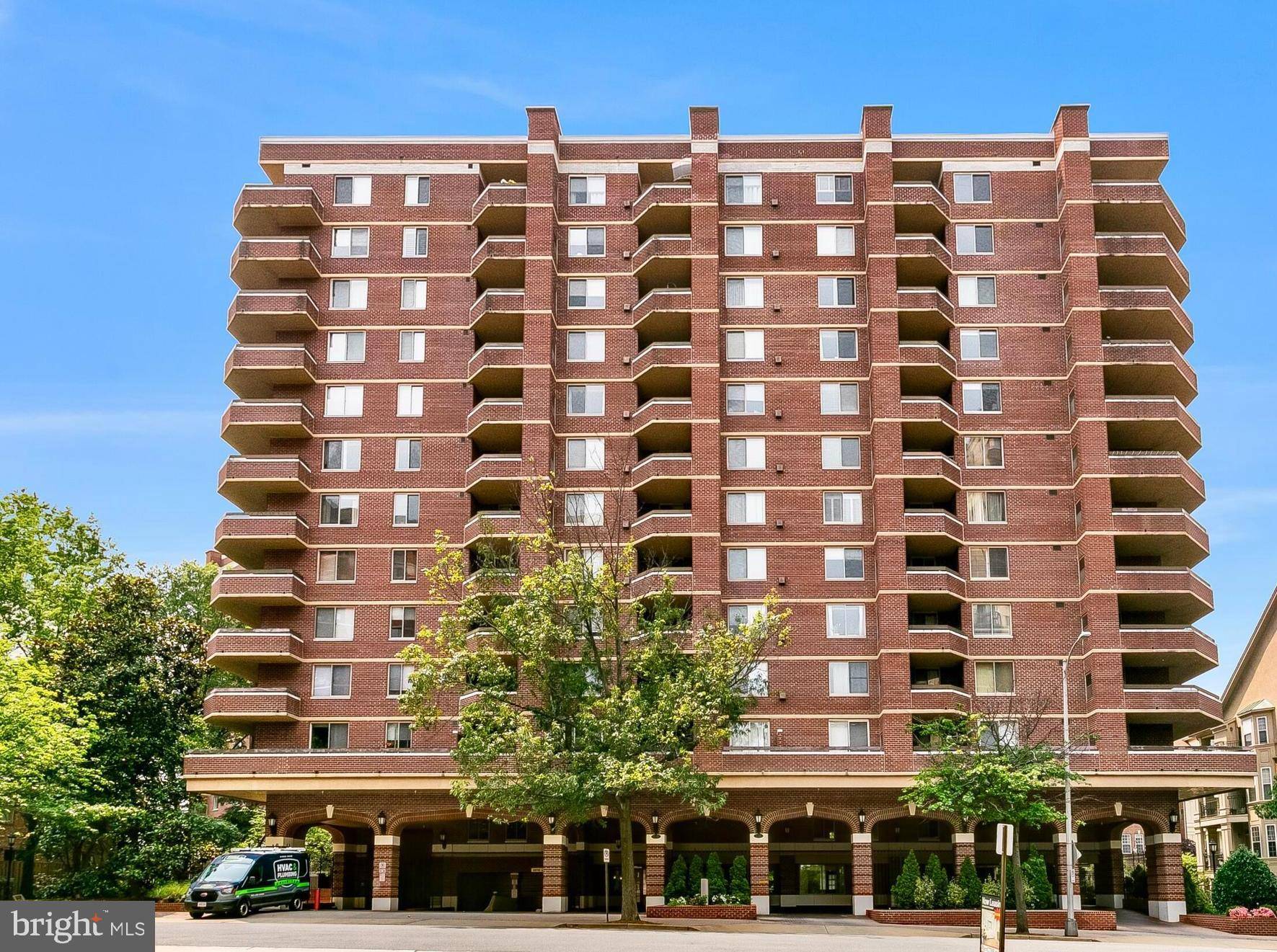 Arlington, VA 22201,1276 N WAYNE ST #300