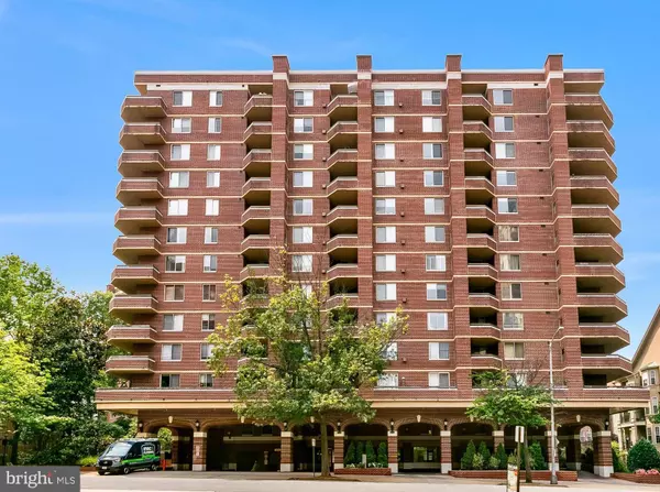 1276 N WAYNE ST #300, Arlington, VA 22201