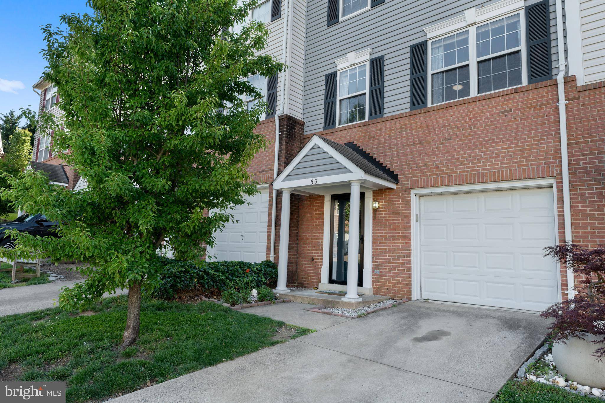 Warrenton, VA 20186,55 SIRE WAY
