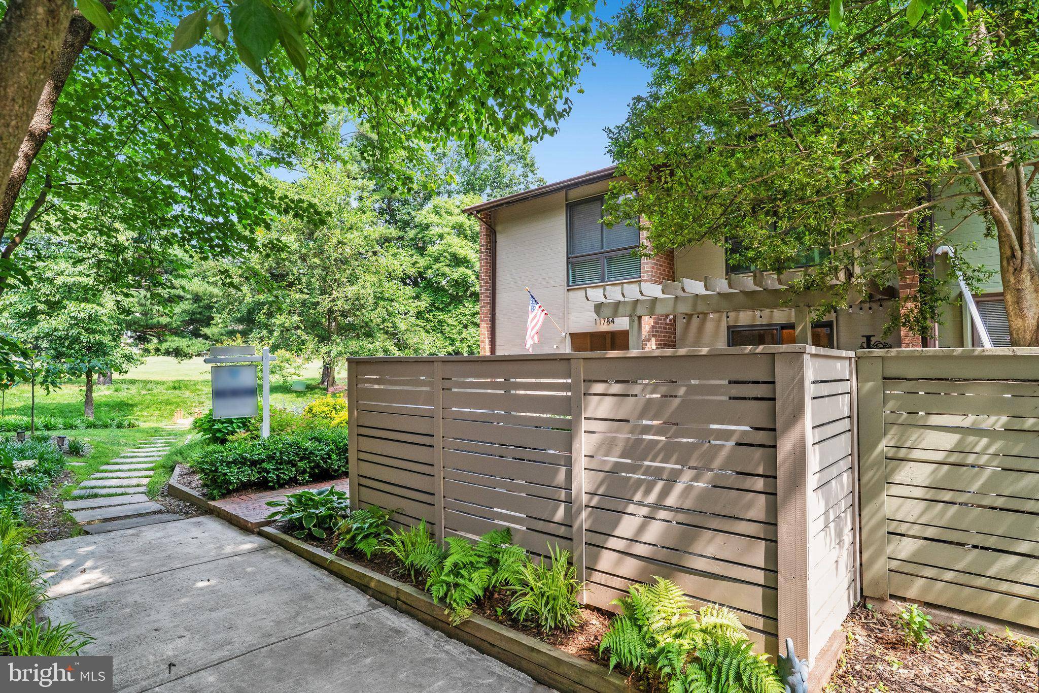 Reston, VA 20191,11784 INDIAN RIDGE RD