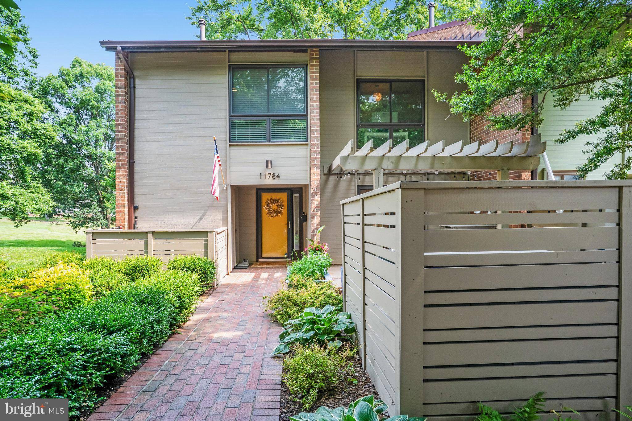 11784 INDIAN RIDGE RD, Reston, VA 20191
