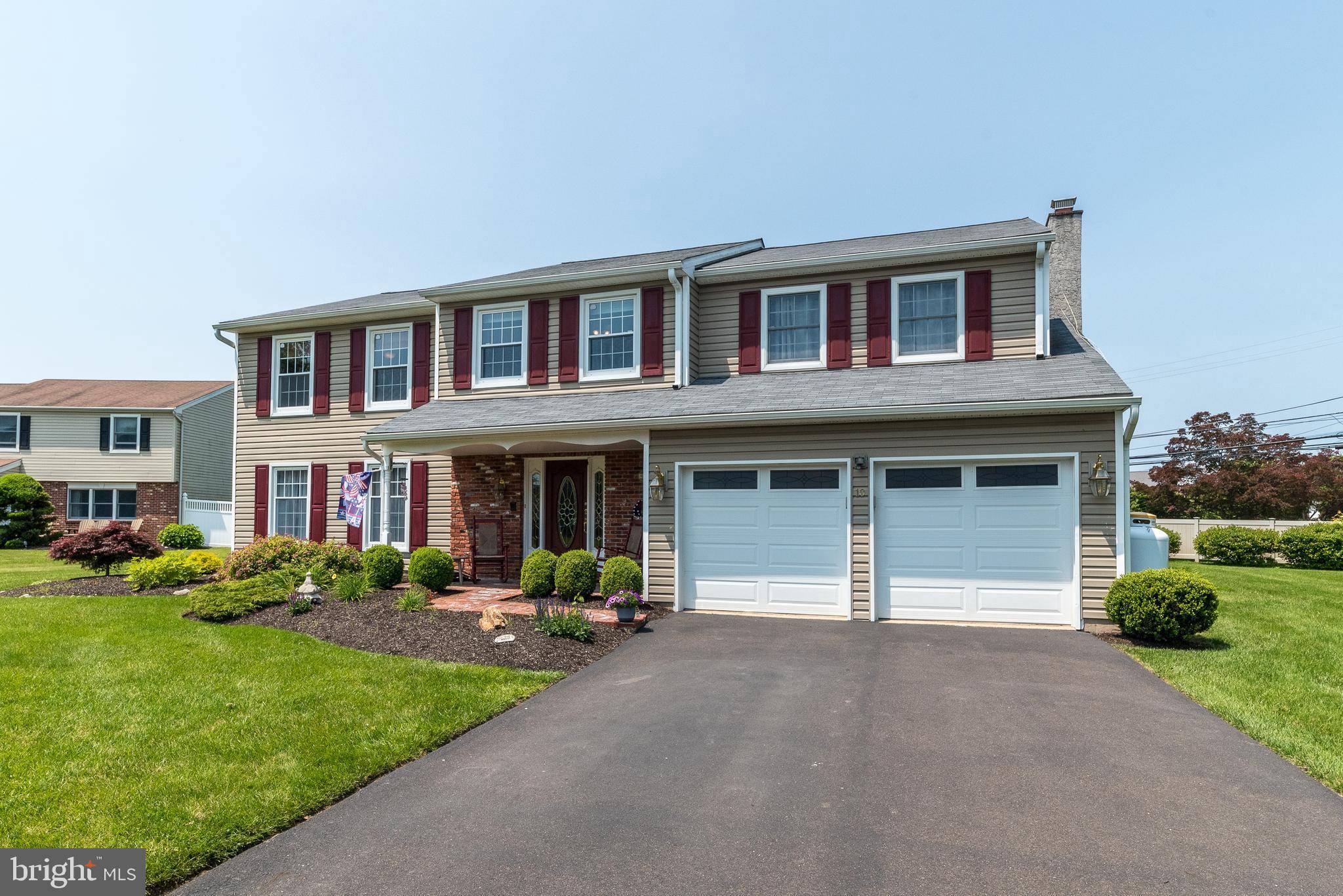 Warminster, PA 18974,10 DORSETT CIR