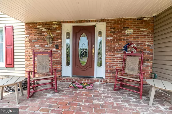 Warminster, PA 18974,10 DORSETT CIR