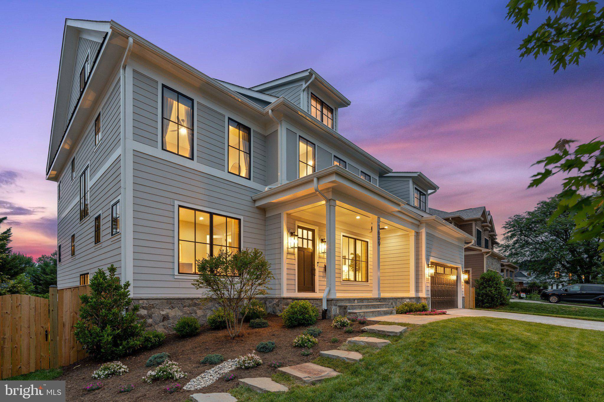 Mclean, VA 22101,1609 WOODMOOR LN