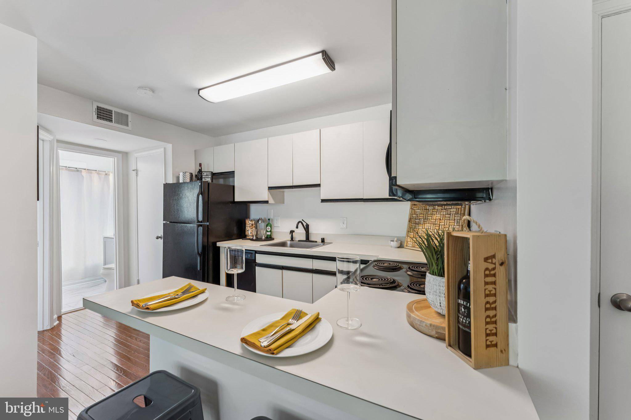Alexandria, VA 22301,304 DUNCAN AVE #F