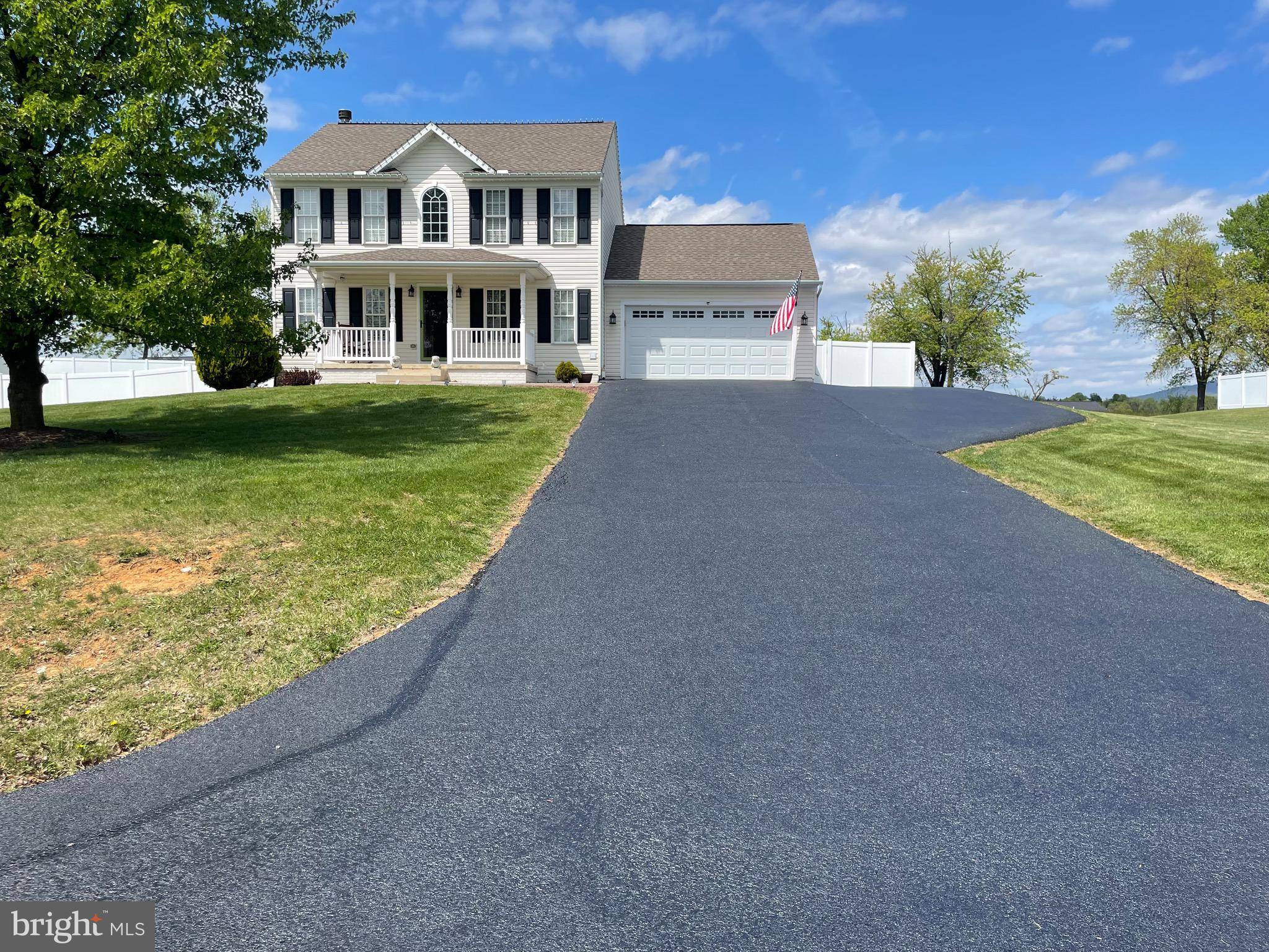 Falling Waters, WV 25419,281 BERKSHIRE DR