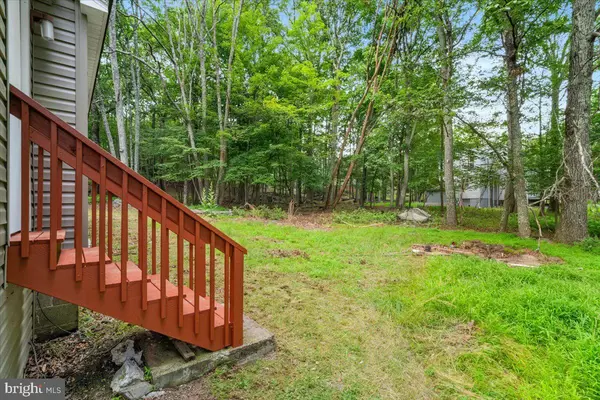 East Stroudsburg, PA 18302,134 HALFMOON LN