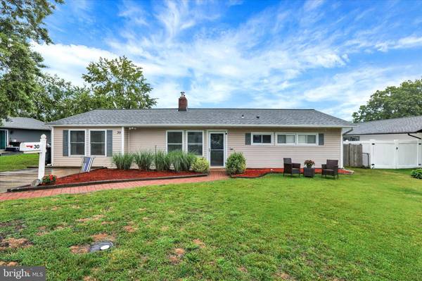 Levittown, PA 19054,30 THIMBLEBERRY LN