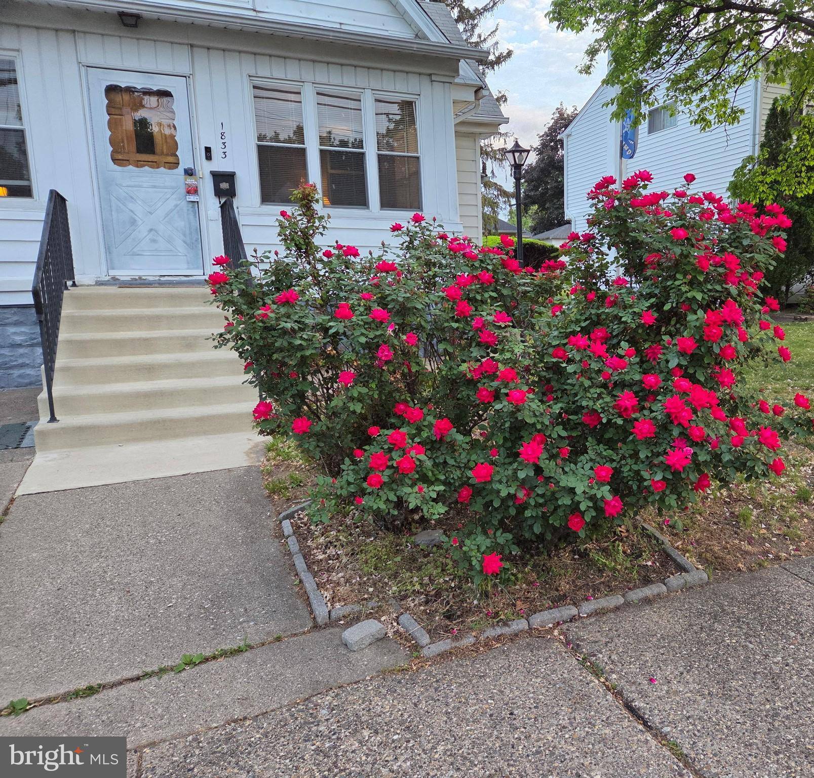 Haddon Heights, NJ 08035,1833 W HIGH ST
