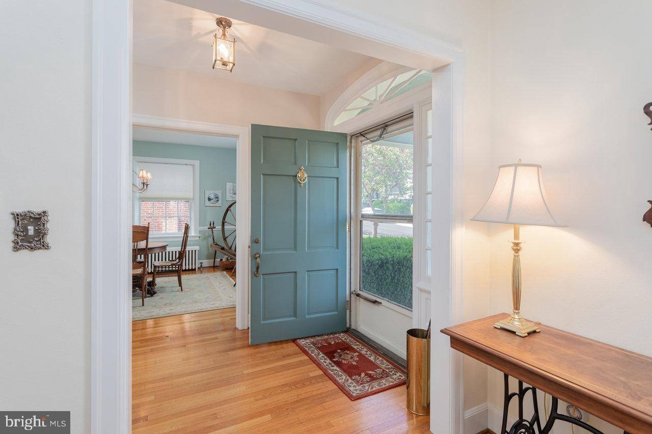 Harrisonburg, VA 22801,222 E GRATTAN ST