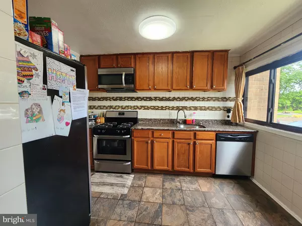 Hightstown, NJ 08520,74 PROBASCO RD