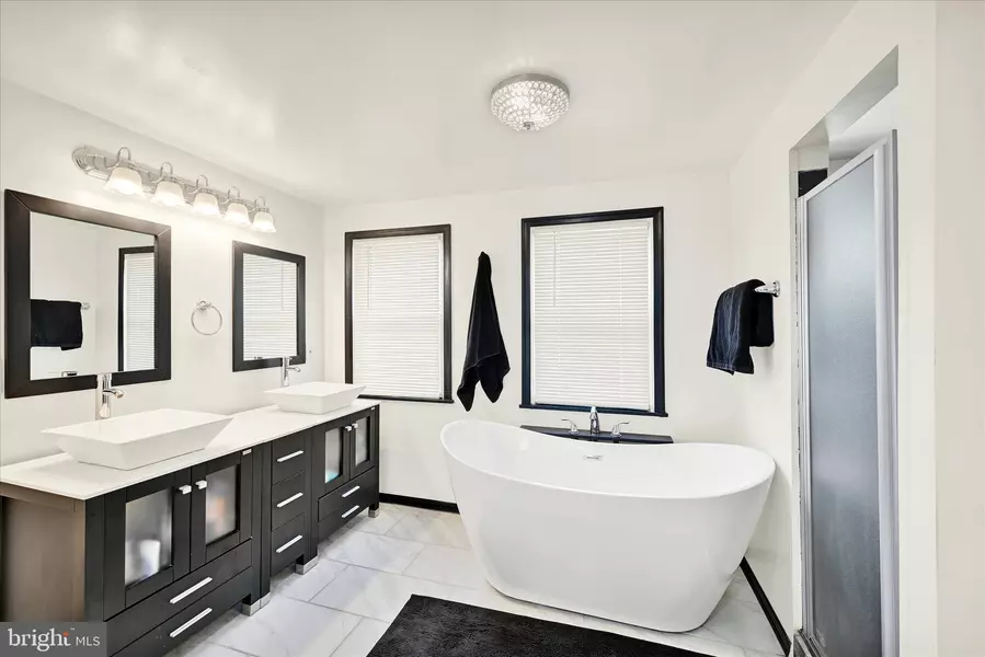 15 HOMBERG AVE, Baltimore, MD 21221