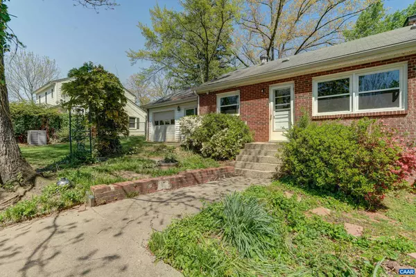 Charlottesville, VA 22903,1514 WESTWOOD RD #A AND B