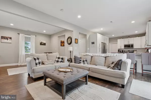 Levittown, PA 19054,120 NORTHTURN LN