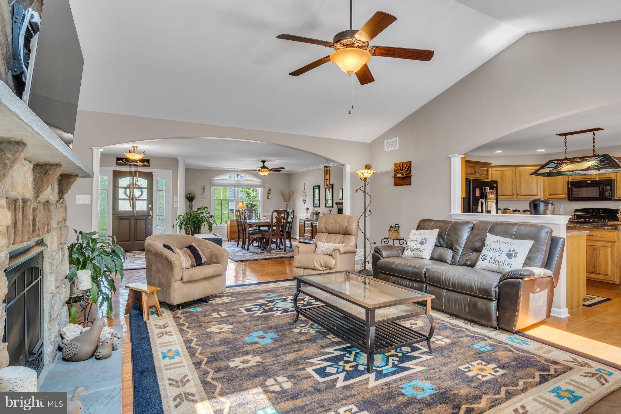 Harrisburg, PA 17111,7037 KENDALE DR