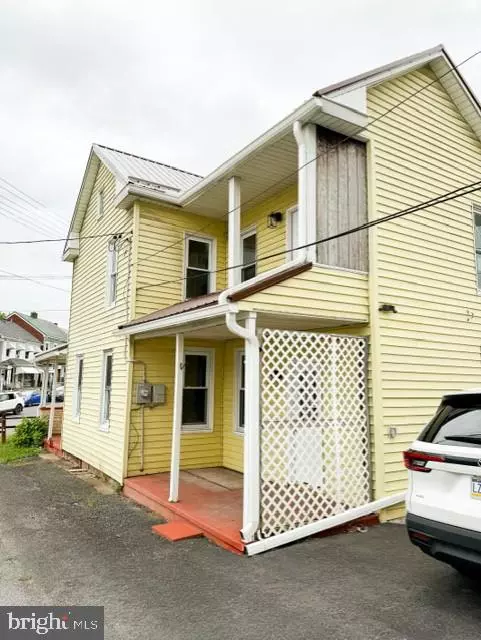 Lewistown, PA 17044,119 S WALNUT ST