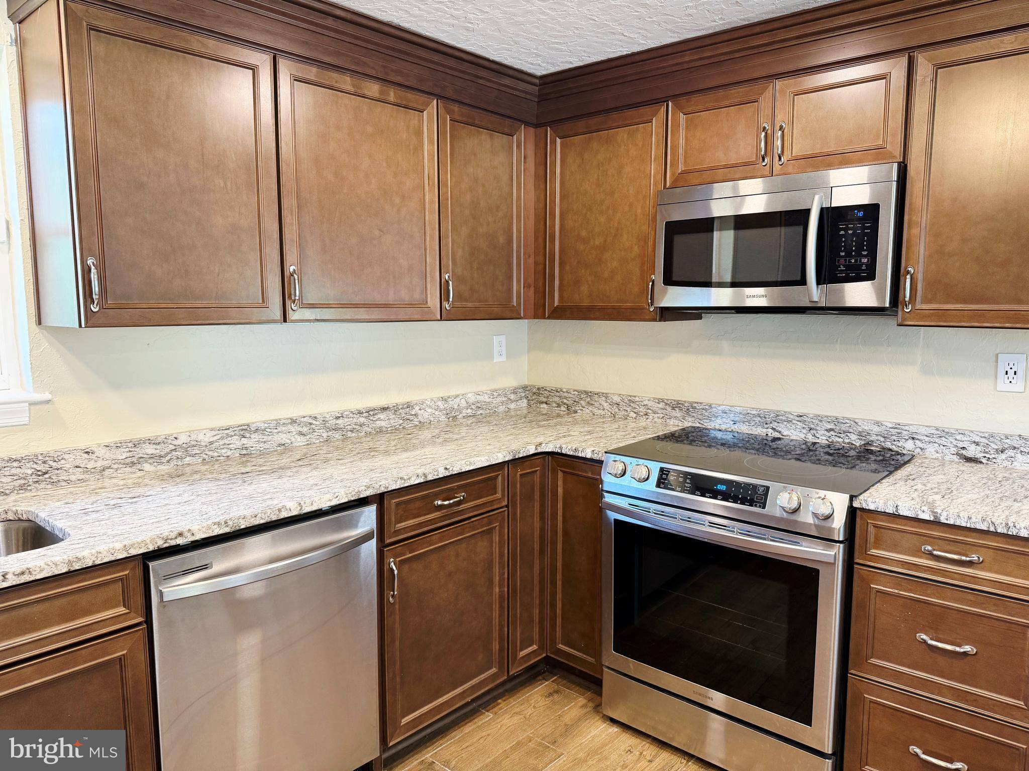 York, PA 17403,2969 EXETER DR