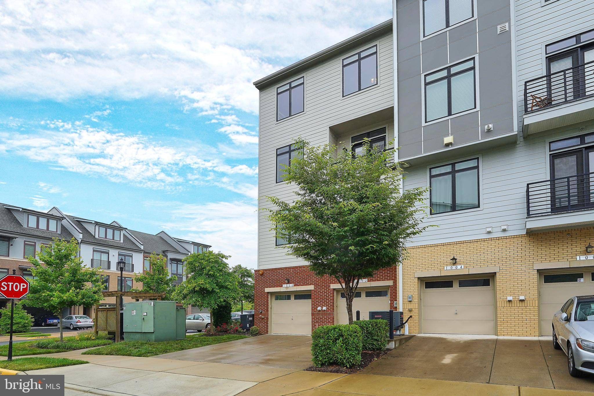 Leesburg, VA 20175,1000 RIBBON LIMESTONE TER SE