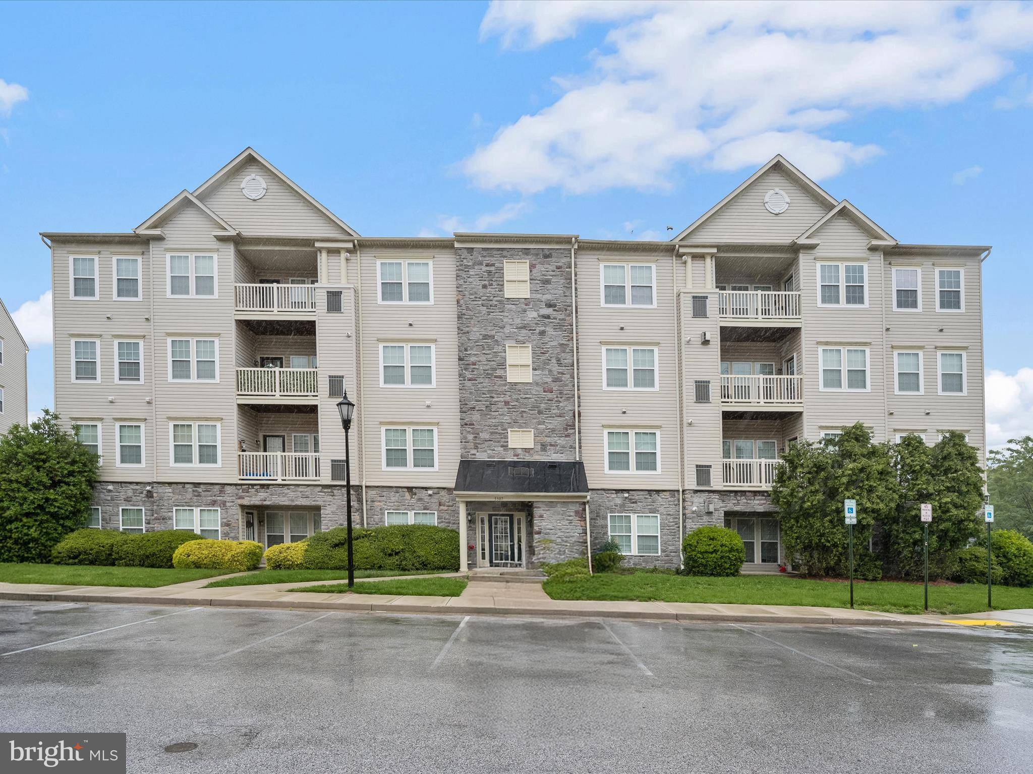 5307 WYNDHOLME CIR #302, Baltimore, MD 21229