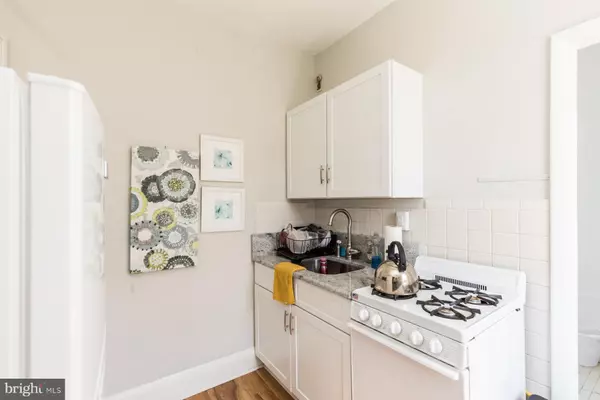 Philadelphia, PA 19147,1331 REED ST #3