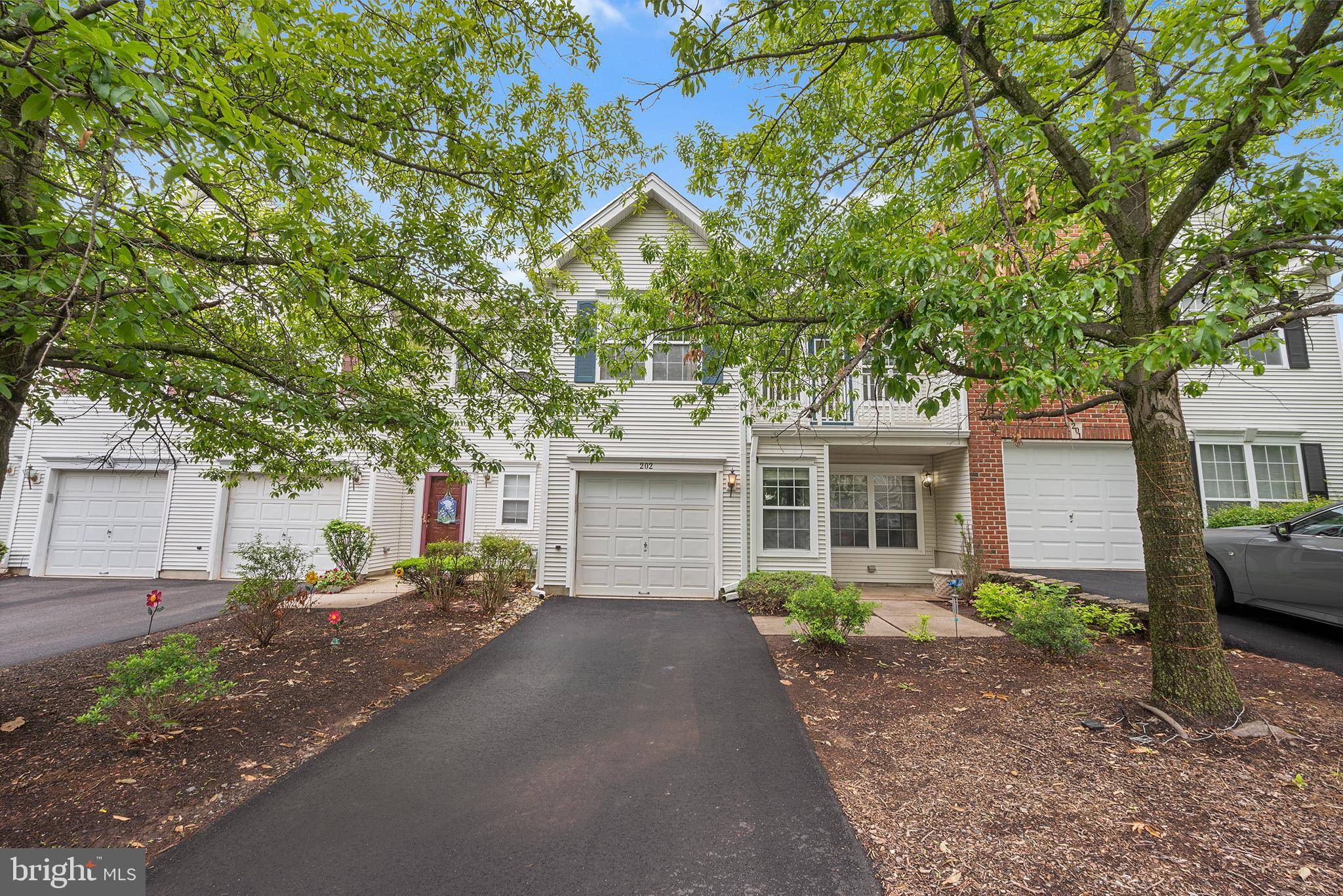 202 CANTERBURY WAY, Princeton, NJ 08540