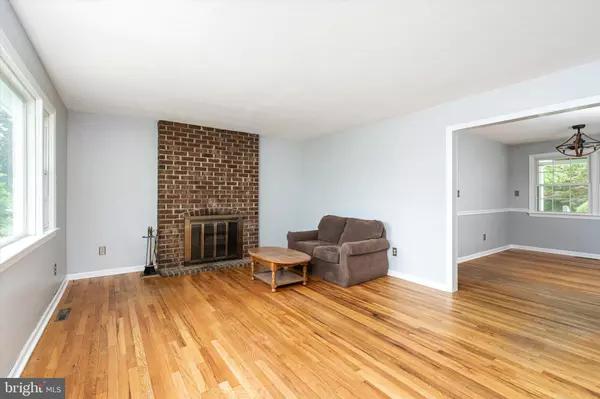 Hamilton, NJ 08690,32 HIRSCH AVE
