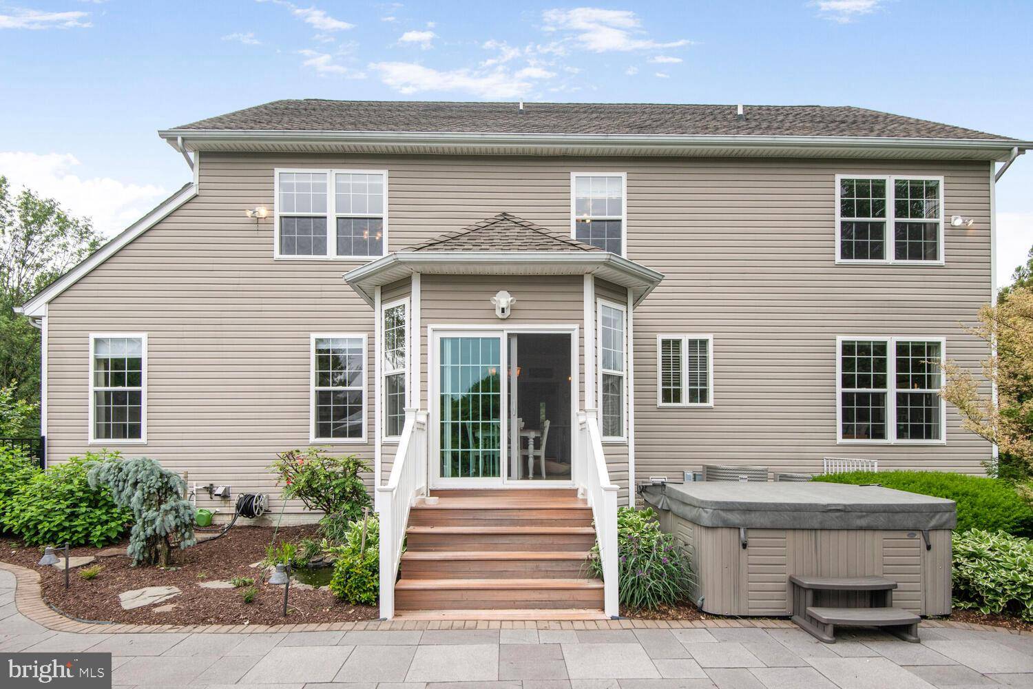 Owings, MD 20736,9105 MEGATHA LN