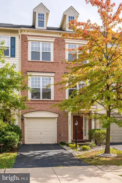 9207 CASCADE FALLS DR, Bristow, VA 20136