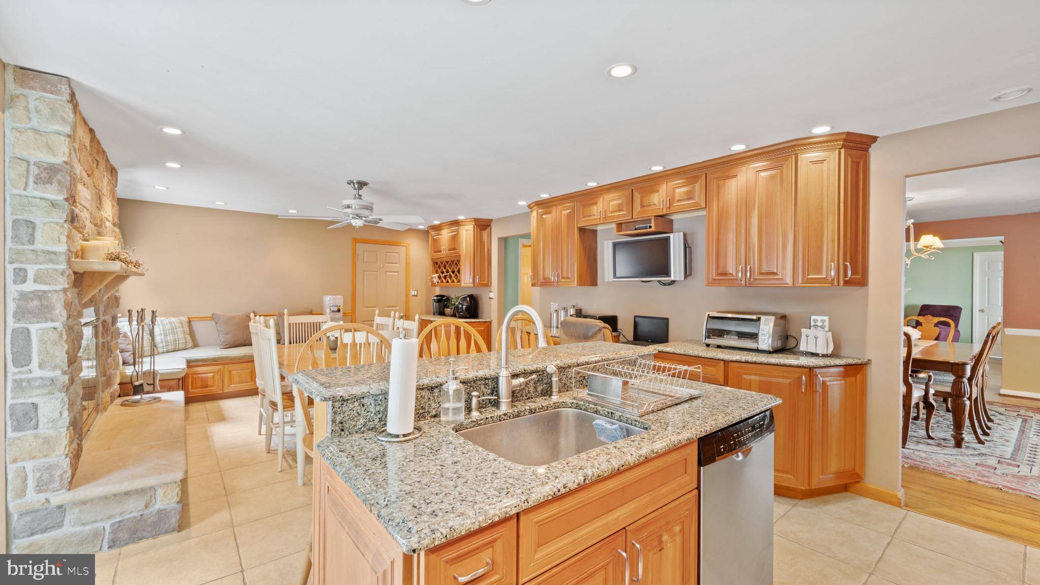Cherry Hill, NJ 08034,130 PEARL CROFT RD