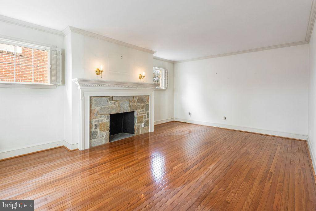 Spring Grove, PA 17362,218 MAIN ST N
