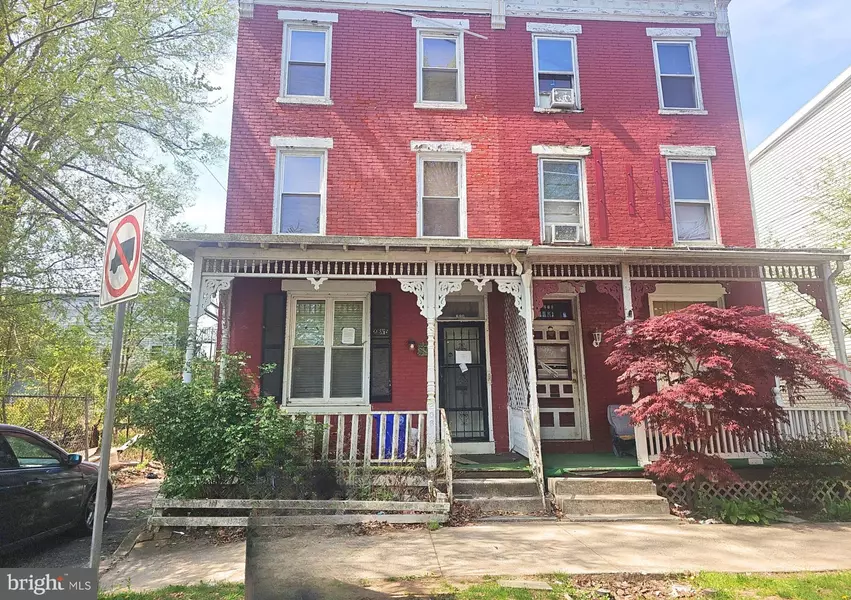 208 N 15TH ST, Harrisburg, PA 17103