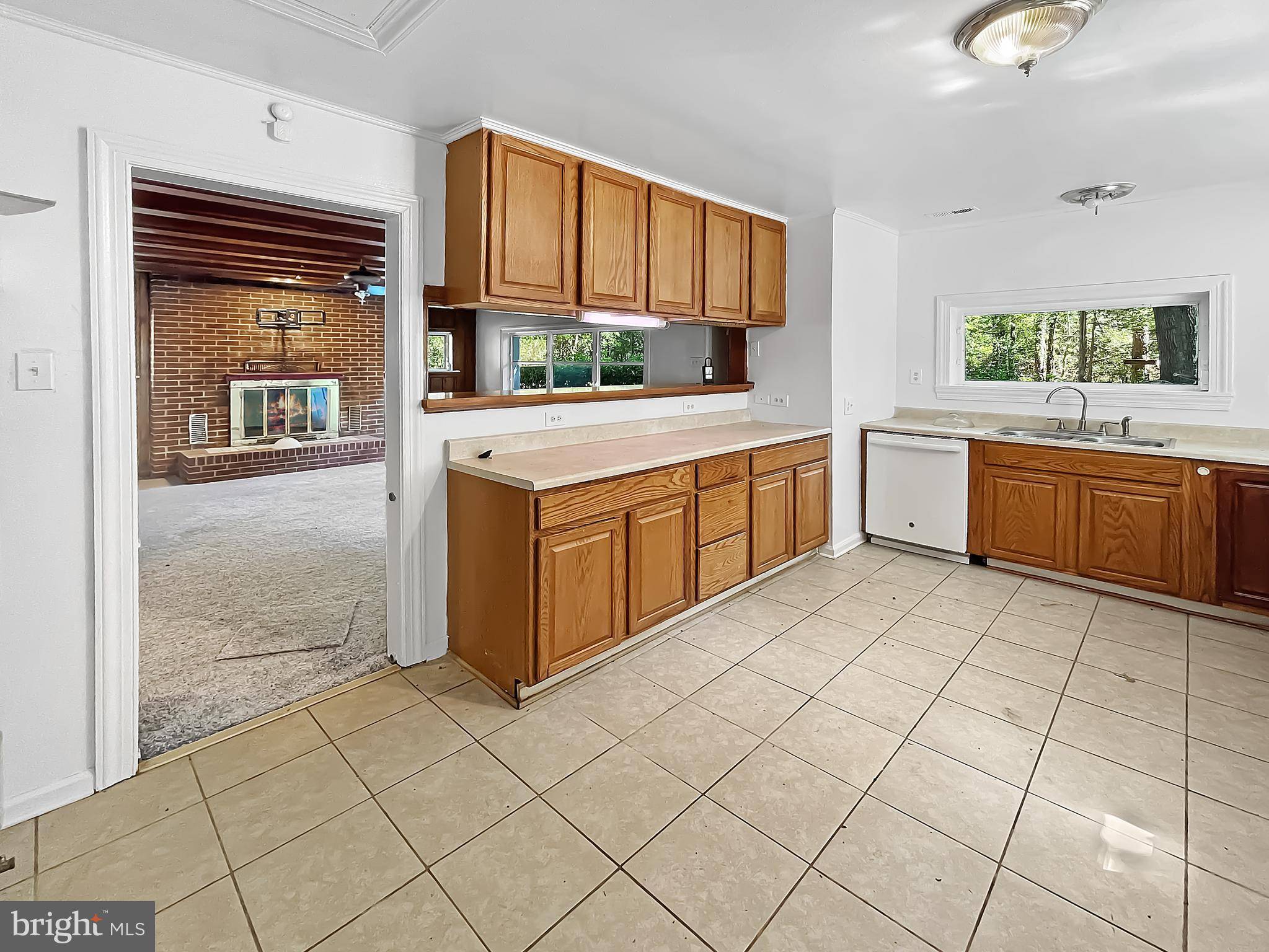 Colonial Beach, VA 22443,204 MONROE BAY CIR