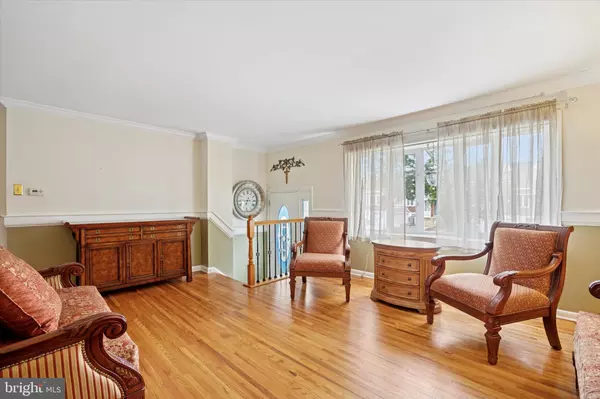 Philadelphia, PA 19154,12431 BALSTON RD