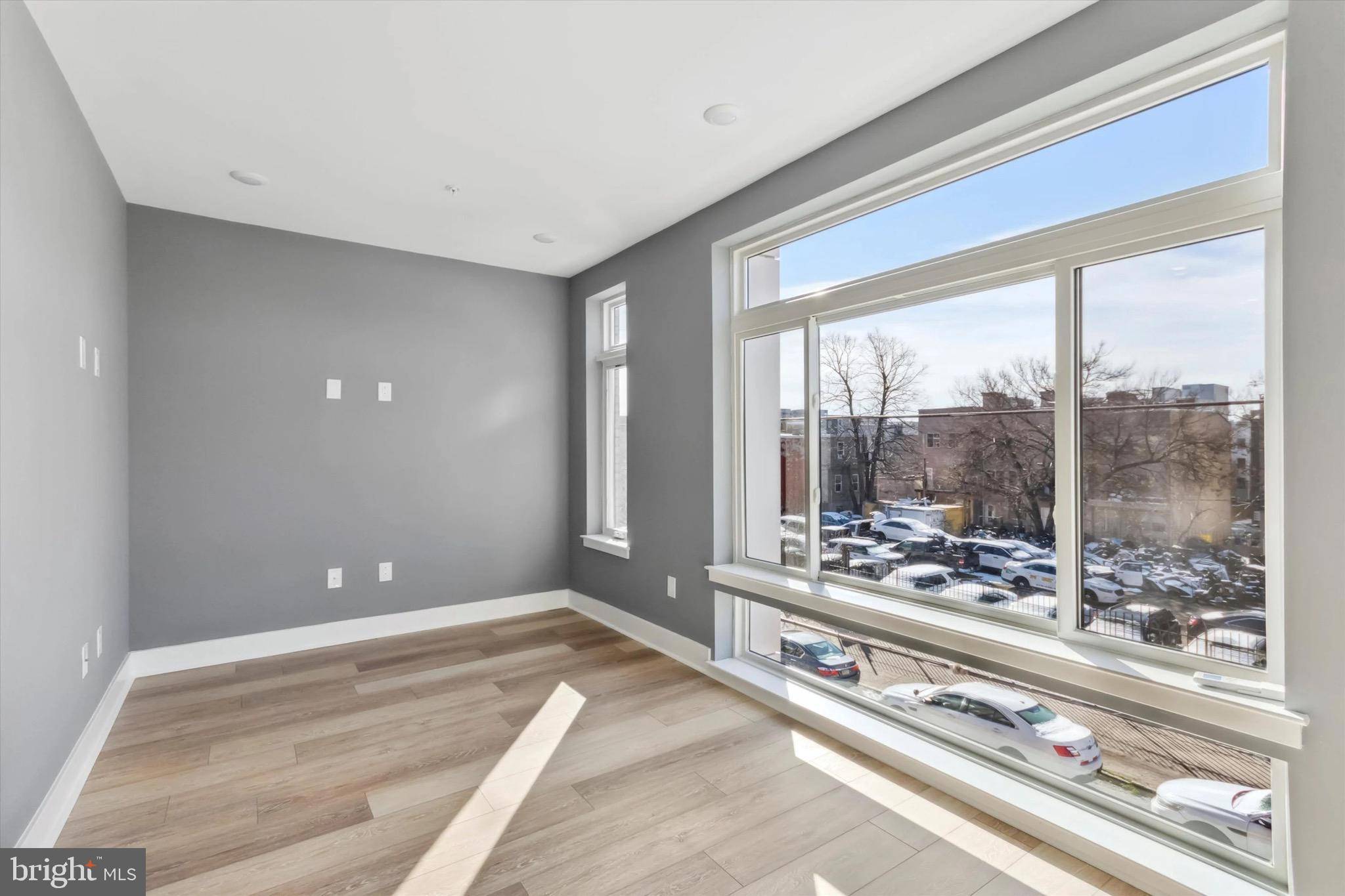 Philadelphia, PA 19130,1615 POPLAR ST #4