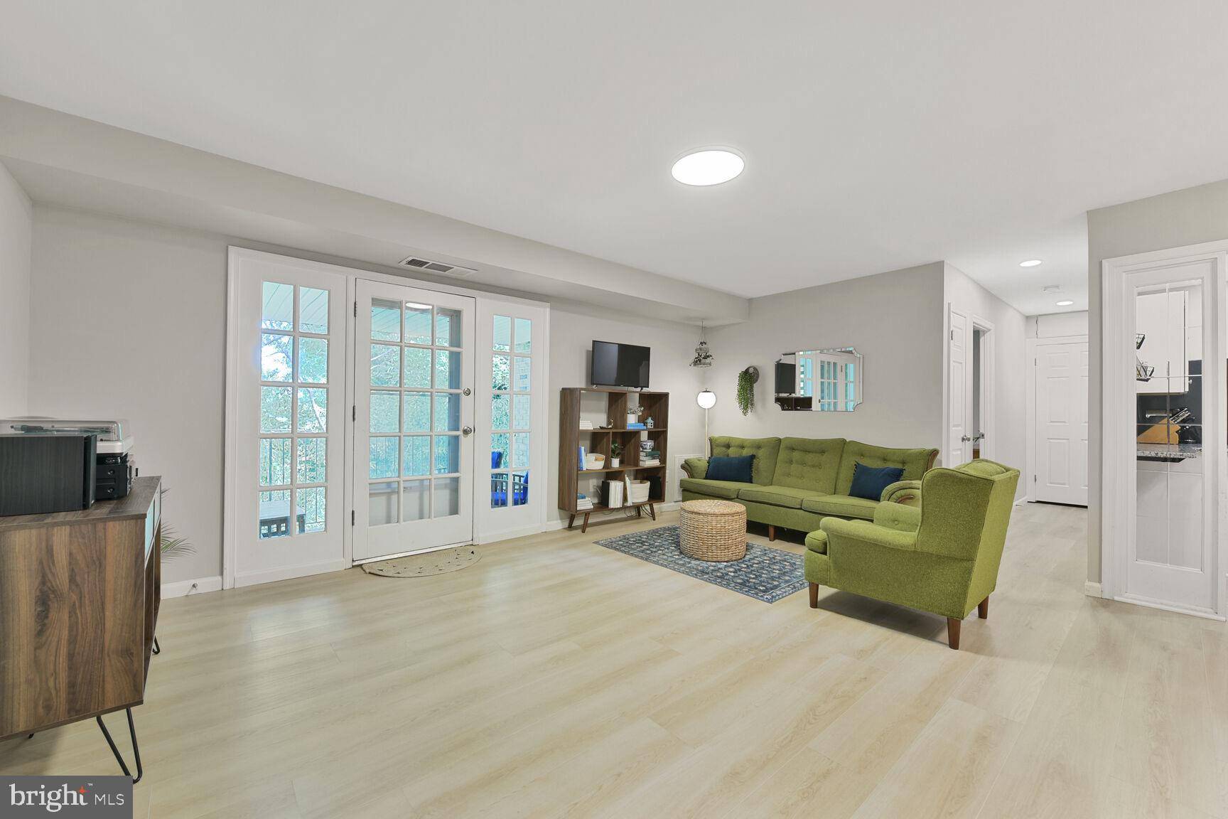 Falls Church, VA 22046,1132 S WASHINGTON ST S #203