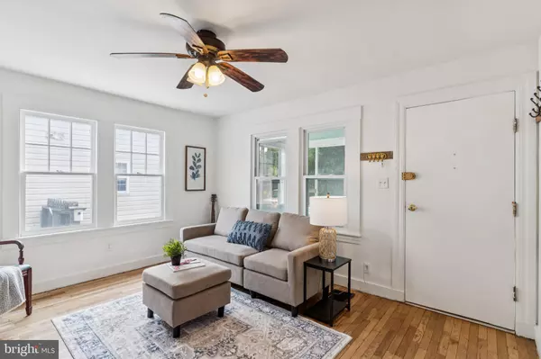 Annapolis, MD 21401,12 BUNCHE ST