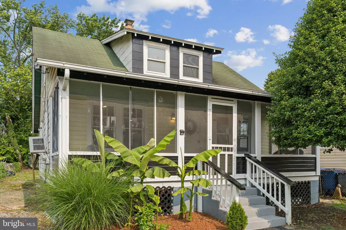 Annapolis, MD 21401,12 BUNCHE ST