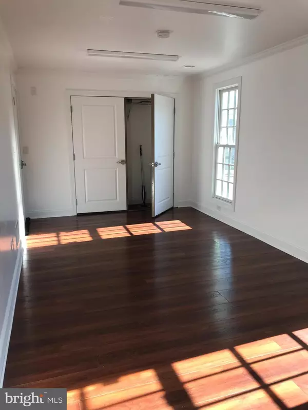 Medford, NJ 08055,2 N MAIN ST #203 A