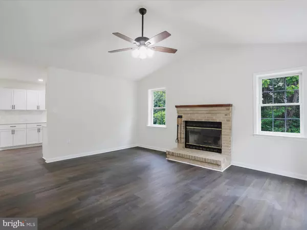Kearneysville, WV 25430,360 NEW MEADOW DR