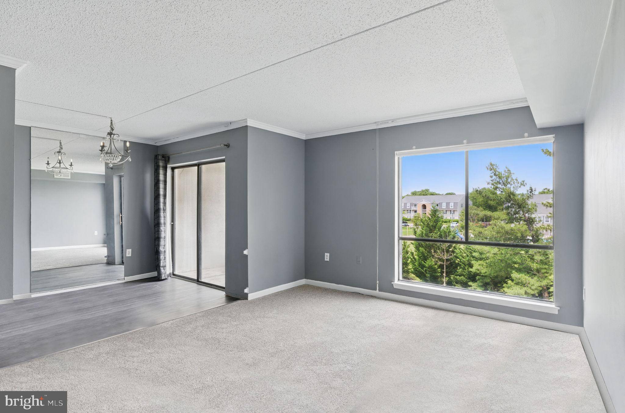 Alexandria, VA 22309,5756-F VILLAGE GREEN DR #09/5756F