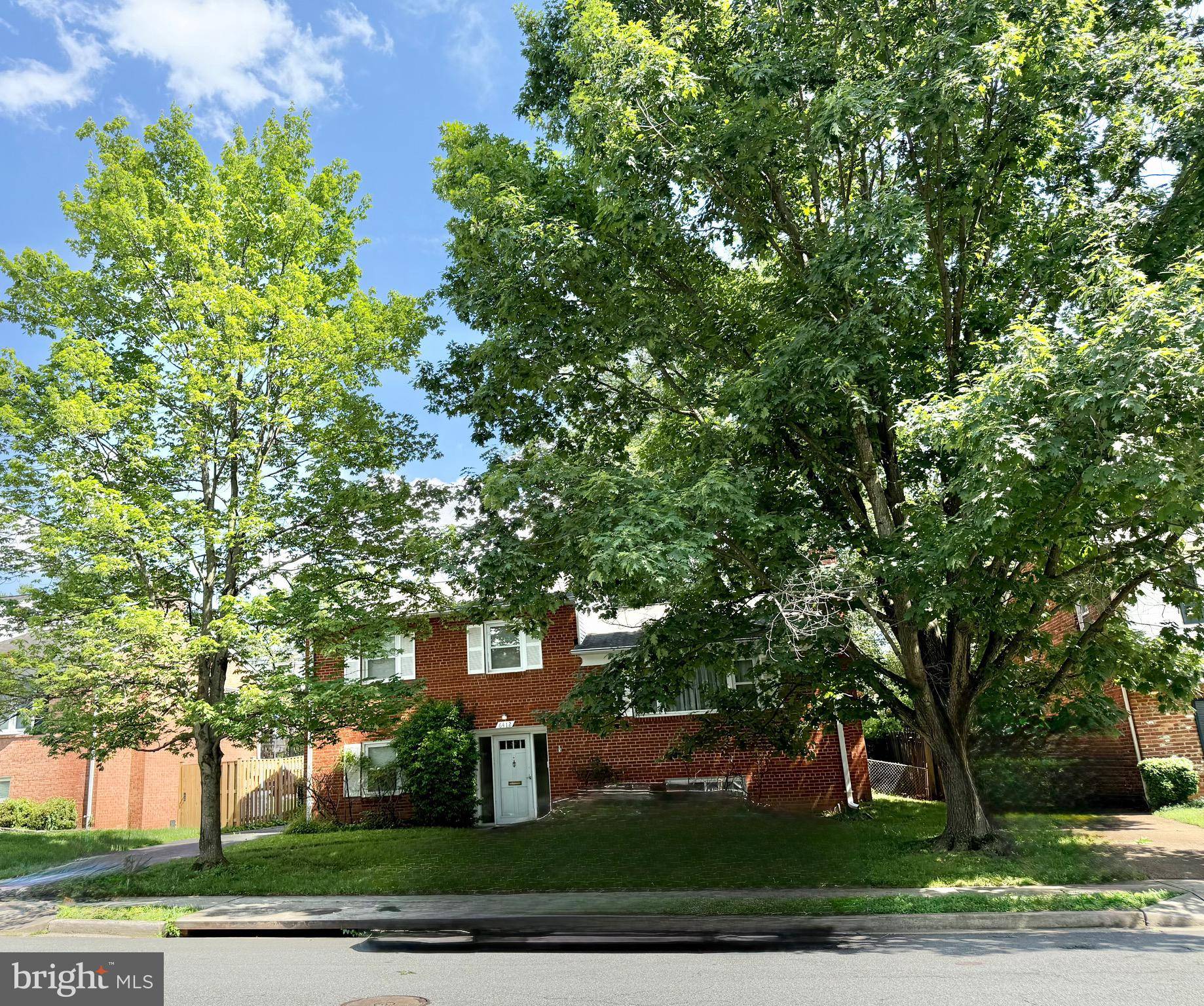 6412 24TH ST N, Arlington, VA 22207
