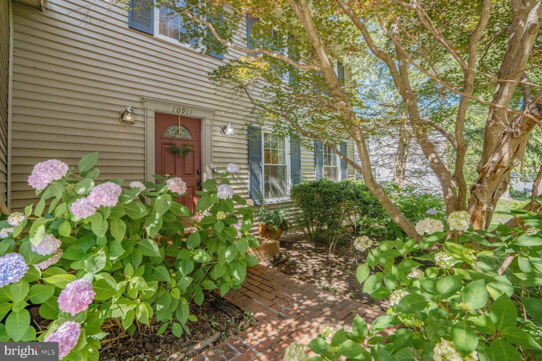 Burke, VA 22015,10911 CARTERS OAK WAY