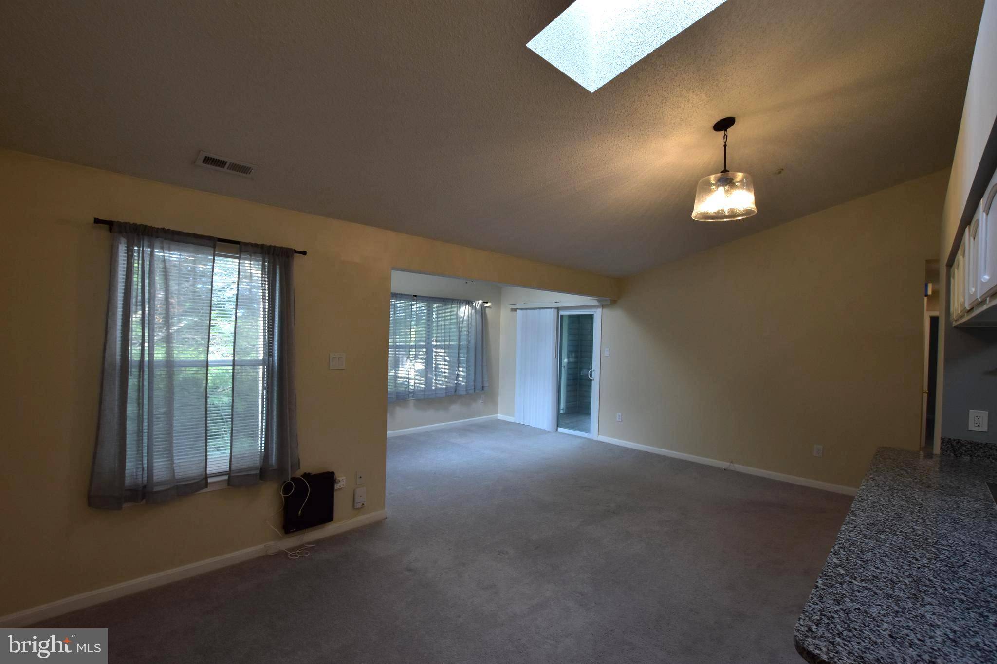 Silver Spring, MD 20906,2603 CAMELBACK LN #12-9