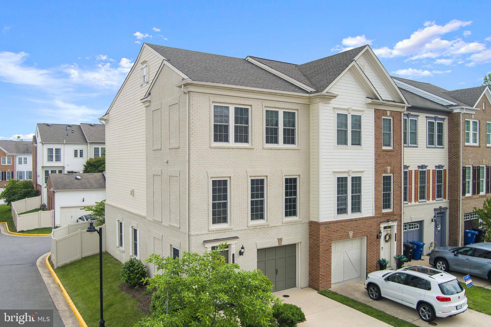 Leesburg, VA 20175,235 STAR VIOLET TER