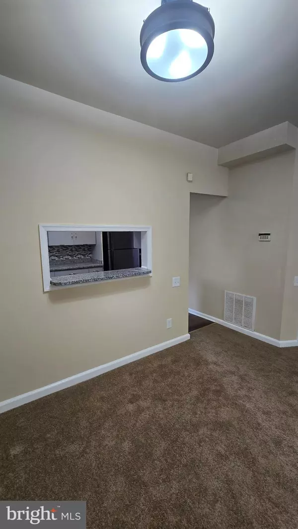 Wilmington, DE 19805,708 N VAN BUREN ST #2